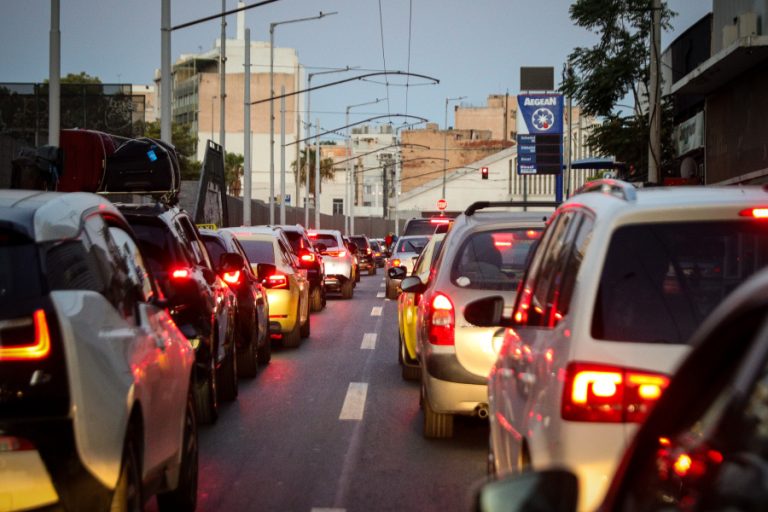 Έρχονται πρόστιμα έως 2.000€ για ΚΤΕΟ, τέλη κυκλοφορίας και ανασφάλιστα οχήματα – Έφυγαν τα πρώτα «ραβασάκια»