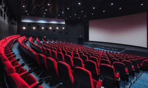 Επεισόδιο σε σινεμά στον Ρέντη: Συμπλοκή νεαρών μετά την προβολή ταινίας- Βίντεο