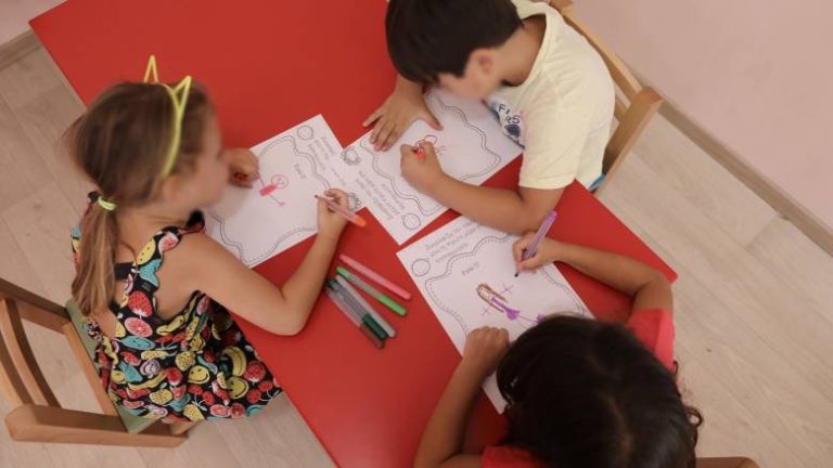 Vouchers βρεφονηπιακών: Εντάσσονται περισσότερες οικογένειες – Τα νέα εισοδηματικά όρια