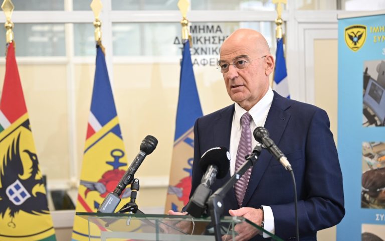 Νίκος Δένδιας: Από το 2026 ξεκινά η εθελοντική στράτευση γυναικών στις Ένοπλες Δυνάμεις