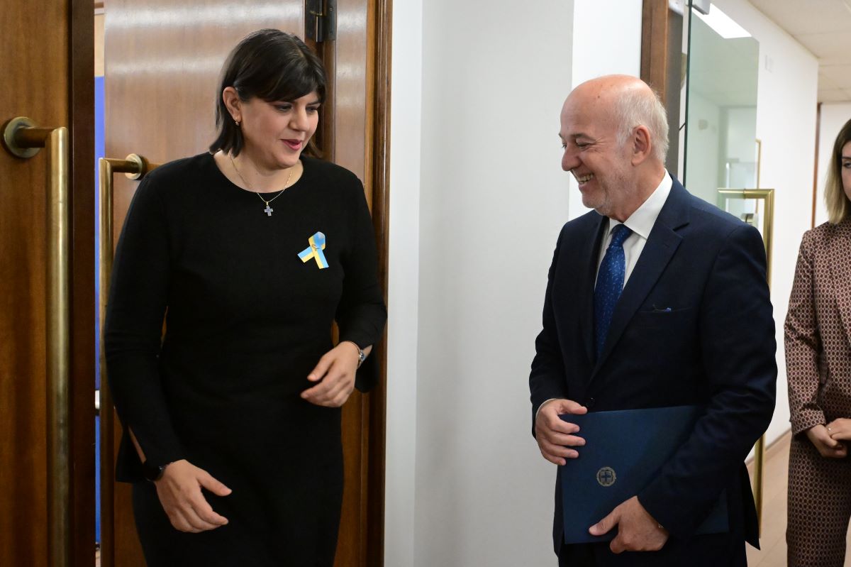 Συνάντηση Φλωρίδη – Κοβέσι: Στο επίκεντρο η διάταξη περί ευθύνης υπουργών