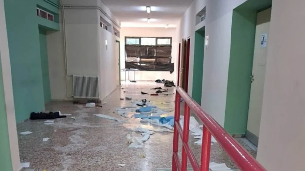 Ραφήνα: Εκτεταμένοι βανδαλισμοί στο Γυμνάσιο μετά τη λήξη της κατάληψης