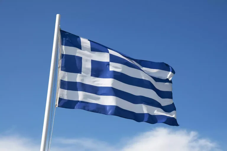 Σαν σήμερα 27 Οκτωβρίου: Ο Πλαστήρας ως πρωθυπουργός για 3η φορά – Η Γιορτή της Ελληνικής Σημαίας