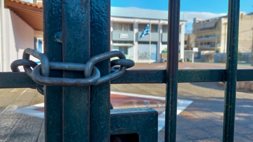Κατάληψη στο ΕΠΑΛ Ταύρου: Διαμαρτυρία για το χαμό της 16χρονής