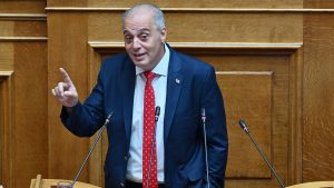 Βελόπουλος: Του φύτρωσαν… μαλλιά στο Tik Tok- Χαμός με τα σατιρικά βίντεο