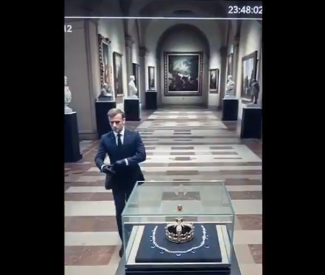 Λούβρο: Σάλος στα social media με deepfake βίντεο που δείχνει τον Μακρόν να κλέβει κοσμήματα