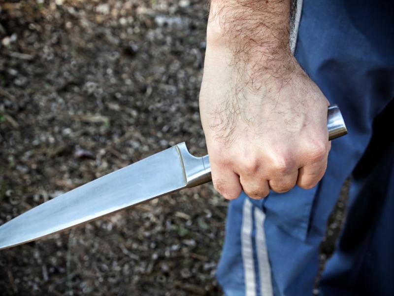 Σοκ στην Κω: Ηλικιωμένος επιτέθηκε στη σύζυγό του με μαχαίρι – Η κόρη κατήγγειλε το περιστατικό