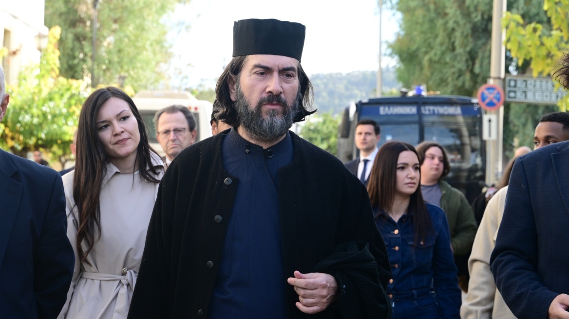 Η εισαγγελέας ζητά την ενοχή του πατέρα Αντώνιου για τις κακοποιήσεις στην «Κιβωτό»