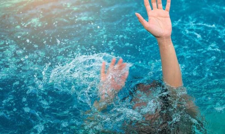 Σοκ στη Ρόδο: 3χρονη βρέθηκε αναίσθητη στον πάτο πισίνας ξενοδοχείου