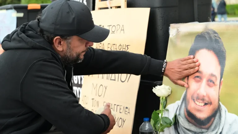 Νέα ανατροπή στην υπόθεση Ρούτσι – Αναβλήθηκε η εκταφή της σορού του γιου του