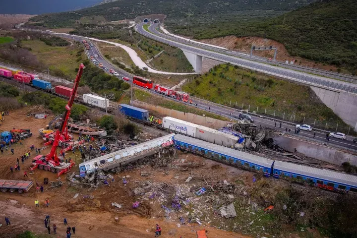 Τέμπη: Νέο εξώδικο συγγενών για την πυρασφάλεια των τρένων