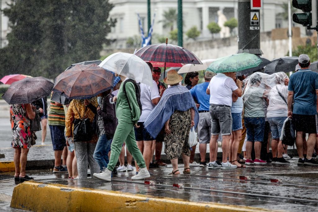 Έκτακτο – ΕΜΥ: Έρχεται κακοκαιρία-σφυροκόπημα: Δύο μέρες με καταιγίδες και χαλάζι!