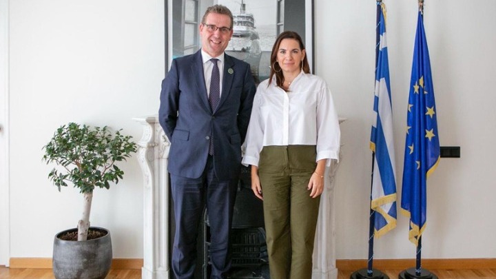 Συνάντηση Όλγας Κεφαλογιάννη με τον Βρετανό πρέσβη