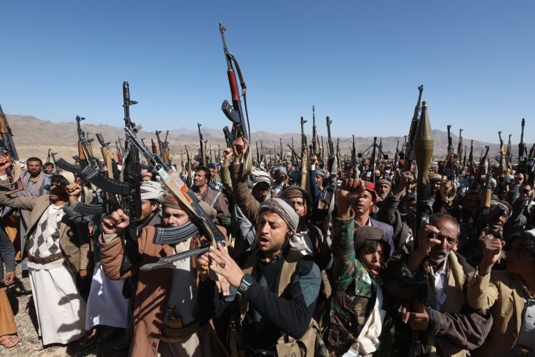 Υεμένη: Οι κυβερνητικές δυνάμεις απώθησαν επίθεση της Αλ Κάιντα
