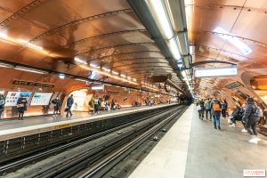 Αλλαγές σε Μετρό και Τραμ λόγω παρελάσεων – Τι ισχύει 24 και 25 Μαρτίου