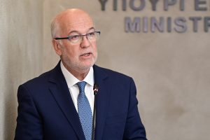 Φλωρίδης: Στόχος η αυτοδυναμία – «Σαμαρά ακούμε, Σαμαρά δεν βλέπουμε»