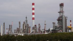 Σερβία: Κινδυνεύουν να κλείσουν τα διυλιστήρια της NIS σε 4 ημέρες