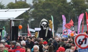 Βέλγιο: Μαζικές κινητοποιήσεις κατά των μεταρρυθμίσεων