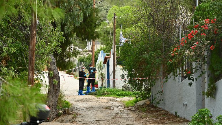 Σαλαμίνα: Η νύφη ομολόγησε τη δολοφονία της 75χρονης