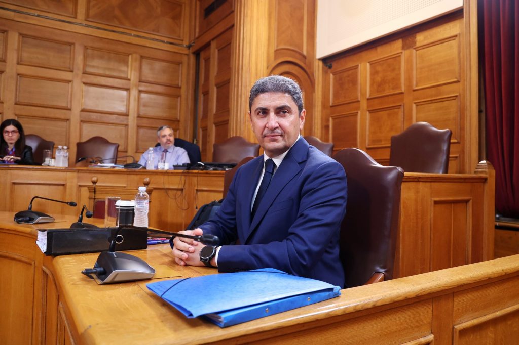 Αυγενάκης στην Εξεταστική για τον ΟΠΕΚΕΠΕ: «Προσέρχομαι ως μάρτυρας, όχι ως κατηγορούμενος»