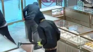 Αμαλιάδα: Τέσσερις προφυλακισμένοι για τη διάρρηξη στο κοσμηματοπωλείο