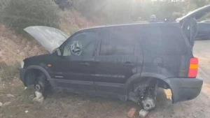 Θεσσαλονίκη: Διέρρηξαν και κατέστρεψαν το αυτοκίνητο ειδικευόμενου γιατρού στο «Παπανικολάου»