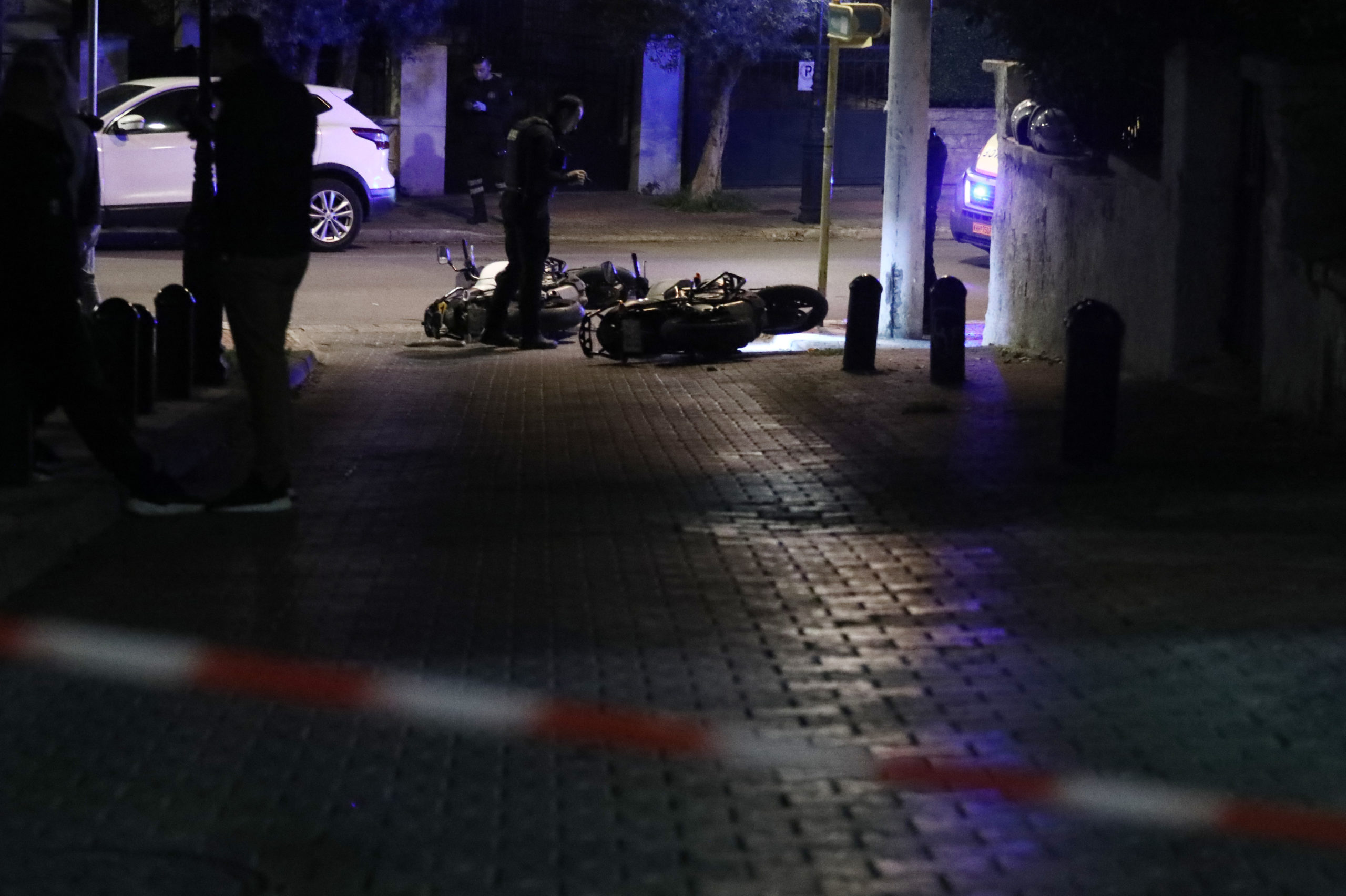 Άγιος Δημήτριος: Επεισοδιακή καταδίωξη μετά από διάρρηξη – Στο ανθρωποκυνηγητό τέσσερις δράστες