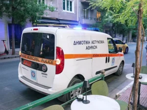 Δήμος Αθηναίων: «Λουκέτο» σε 13 καταστήματα για παραβάσεις σε κοινόχρηστους χώρους