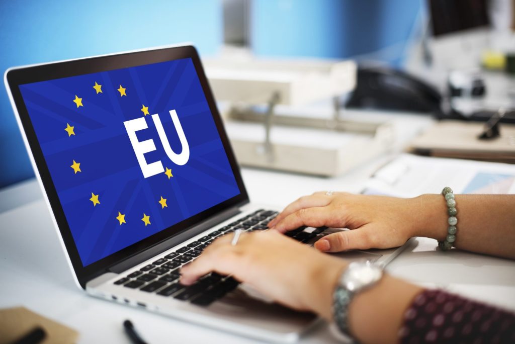 Μεγάλες πιέσεις στην ελληνική οικονομία από το δημογραφικό – Η EBRD προειδοποιεί για ταχύτατη γήρανση