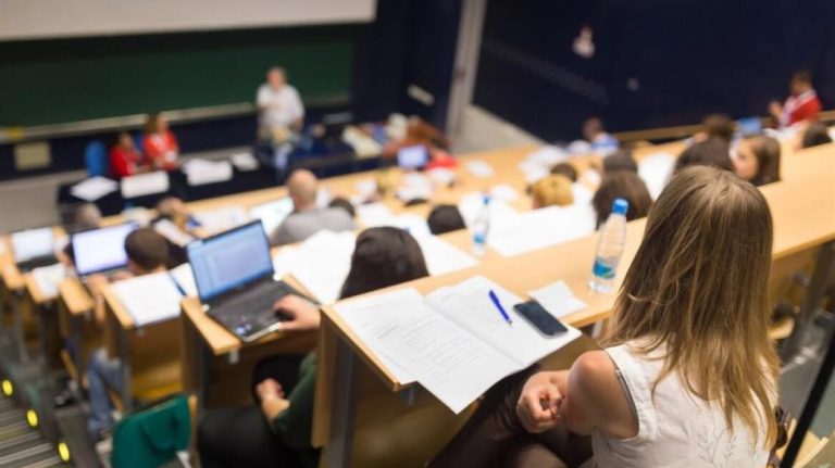 Ανοίγει η πλατφόρμα για τις μετεγγραφές φοιτητών – Ποιοι έχουν δικαίωμα αίτησης