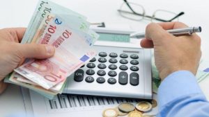 Οι 12 φοροελαφρύνσεις του 2026 – «Ανάσα» για 4 εκατ. φορολογούμενους