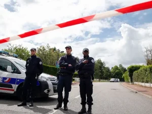Φρίκη στη Γαλλία: Γυναίκα αυτοκτόνησε με αλυσοπρίονο μπροστά στα μάτια πολιτών