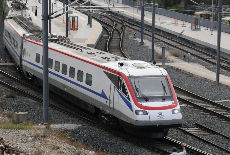 Hellenic Train: Καθυστέρηση 143 λεπτών – Ποιοι δικαιούνται αποζημίωση έως 50%