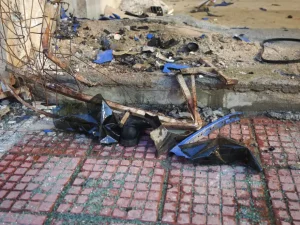 Λούτσα: Φονικό τροχαίο τα ξημερώματα. ΙΧ παρέσυρε τρία άτομα, ένας νεκρός
