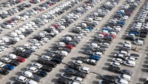 ΑΑΔΕ: Τριγωνική απάτη ΦΠΑ με μεταχειρισμένα οχήματα