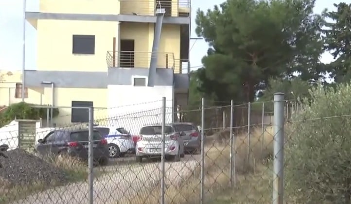 Νέα Πέραμος: Με ψαλίδι σκότωσε ο 44χρονος τον 47χρονο αδελφό του