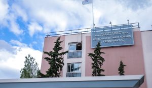 Κορωπί: Βλάβη σε ζωτικά όργανα και στον εγκέφαλο ο 22χρονος που έφαγε μπέργκερ χωρίς να το μασήσει