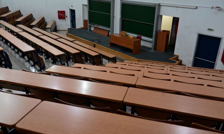 Πανεπιστήμια: Σφοδρές αντιδράσεις για τις διαγραφές
