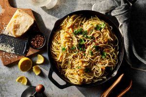 Aglio e Olio: Η ιταλική μακαρονάδα με 5 υλικά