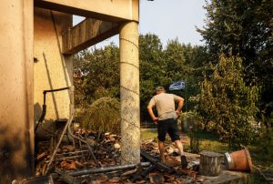 «Ανάσα» για τους πυρόπληκτους: Αναστέλλονται πλειστηριασμοί και κατασχέσεις