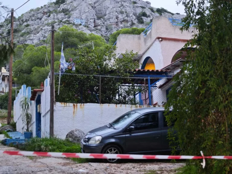 Σαλαμίνα: Άγρια δολοφονία 75χρονης – Οι δράστες γνώριζαν τα «τυφλά» σημεία του σπιτιού