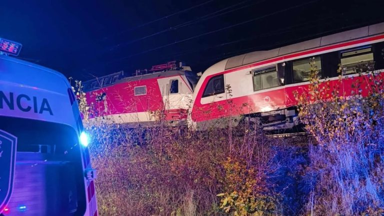 Σλοβακία: Σύγκρουση δύο τρένων κοντά στη Μπρατισλάβα – 30 τραυματίες στο νοσοκομείο