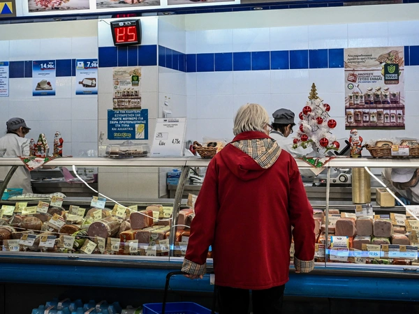 Ακρίβεια: Νέα αύξηση σε βασικά αγαθά, ποια προϊόντα μειώθηκαν