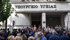 Πανελλαδική κινητοποίηση στην Υγεία: 48ωρη απεργία γιατρών και εργαζομένων