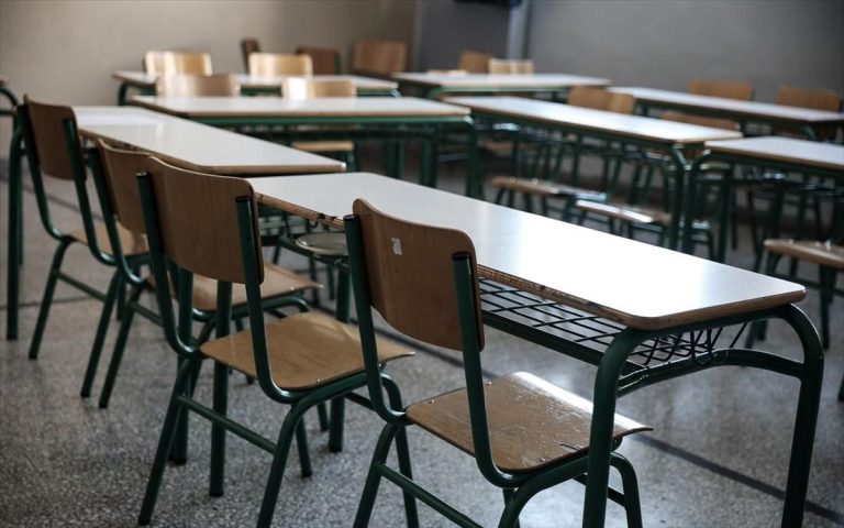 Αχαΐα: Κατέρρευσε 13χρονος σε σχολείο