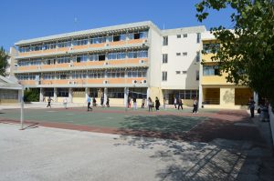 Βόλος: Παιδί βρέθηκε τραυματισμένο στο κεφάλι στο προαύλιο του σχολείου
