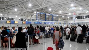 Ιστορικό ρεκόρ επιβατικής κίνησης: 37 εκατ. ταξιδιώτες στα 14 αεροδρόμια