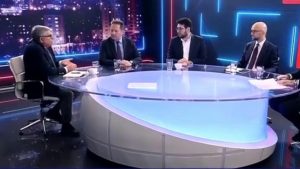 «Μ’ ενοχλεί η φάτσα σου!» – Η ατάκα του Χατζή που έκανε τον Πέτσα να… σηκώσει τα χέρια- Βίντεο
