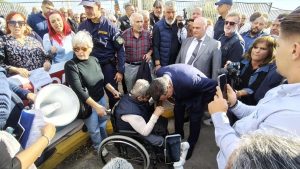 Ένταση στη Χίο: Αποδοκιμασίες κατά του Άδωνι Γεωργιάδη στο νοσοκομείο (βίντεο)