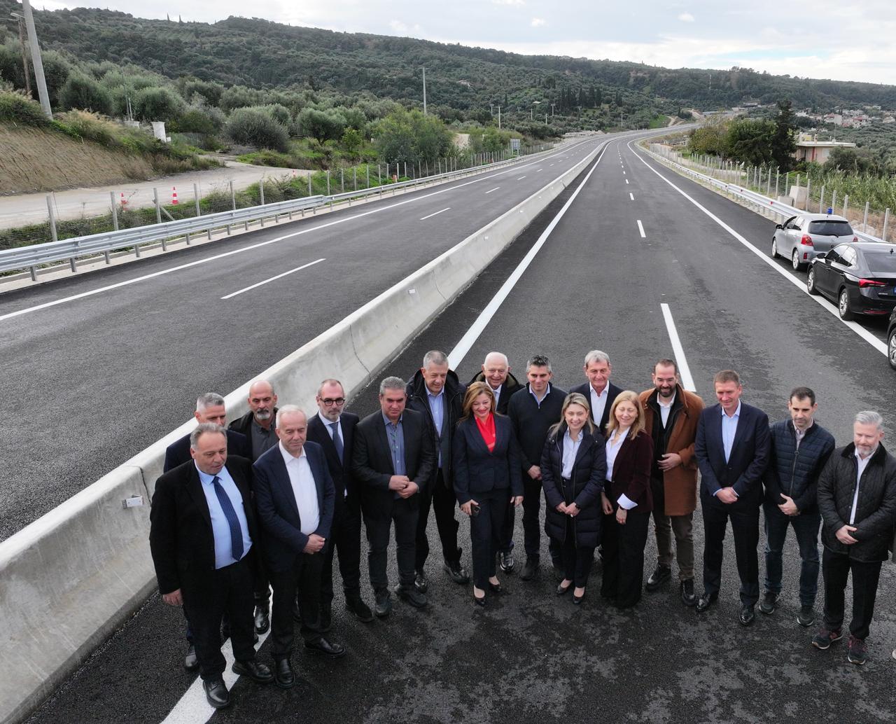 Στην κυκλοφορία το τελευταίο τμήμα του αυτοκινητόδρομου Πάτρα – Πύργος